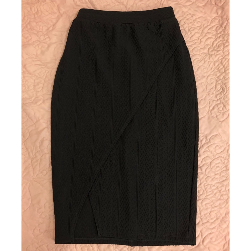 Black pencil skirt